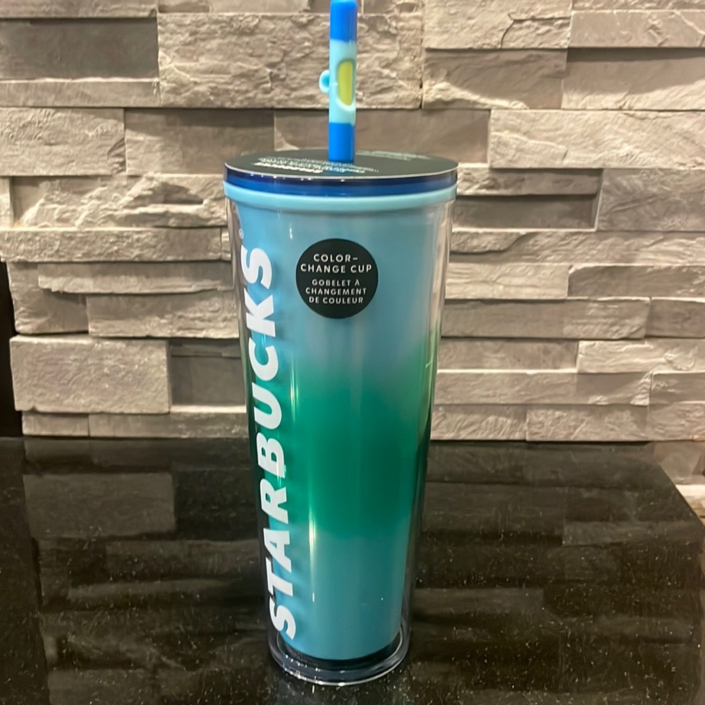 Starbucks Spring 2023 Cold Cup Color Change with Straw Topper 24oz